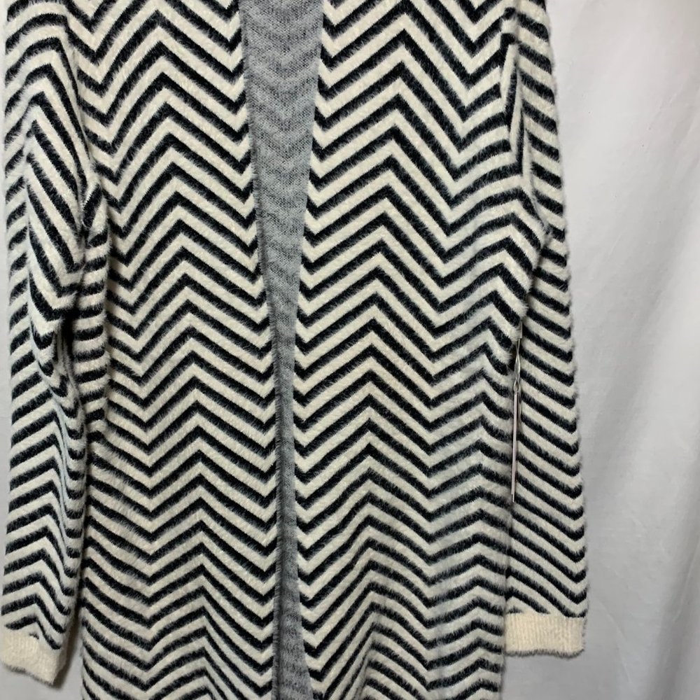 NWT Gorgeous Black and White Cyrus Sweater Coat
